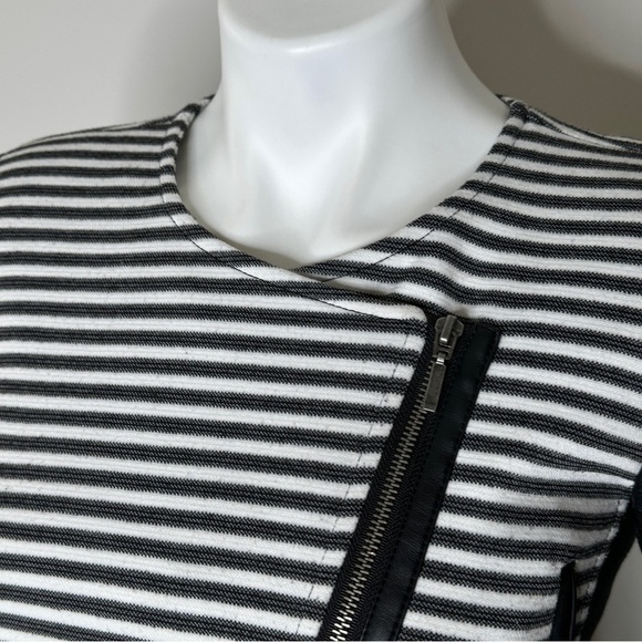XOXO black white stripe faux leather jacket small - Picture 4 of 7